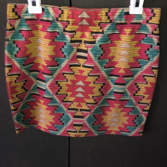 Nollie Multi Color Aztec Pattern Pencil Skirt - Picture 2 of 3